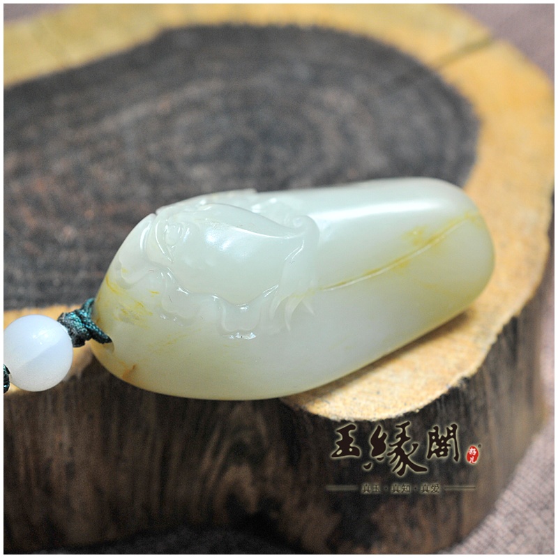 白玉籽料挂件 金钱缠身