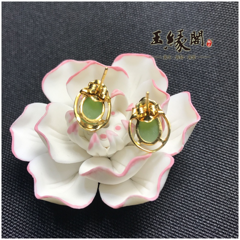 18K金镶碧玉 耳钉