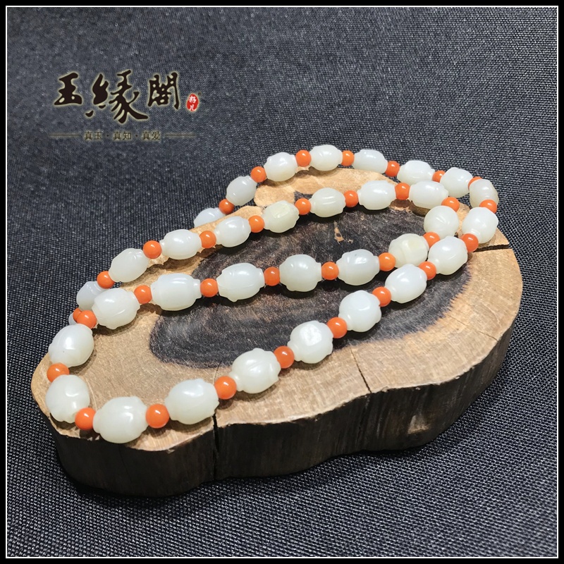 白玉籽料项链 玉兰花