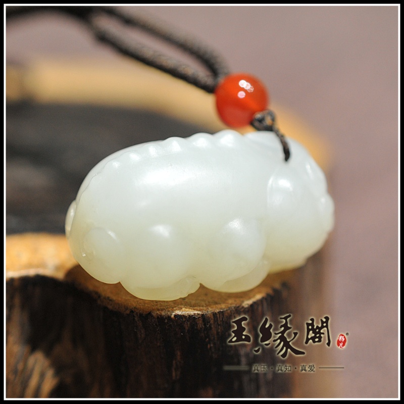 白玉籽料挂件 貔貅