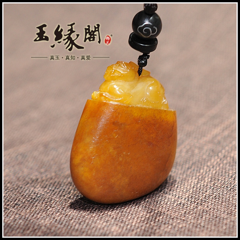 黄皮籽府上有龙挂件