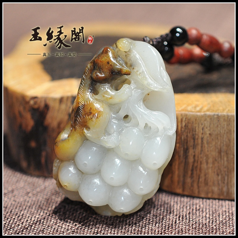白玉籽料挂件 欢天喜地