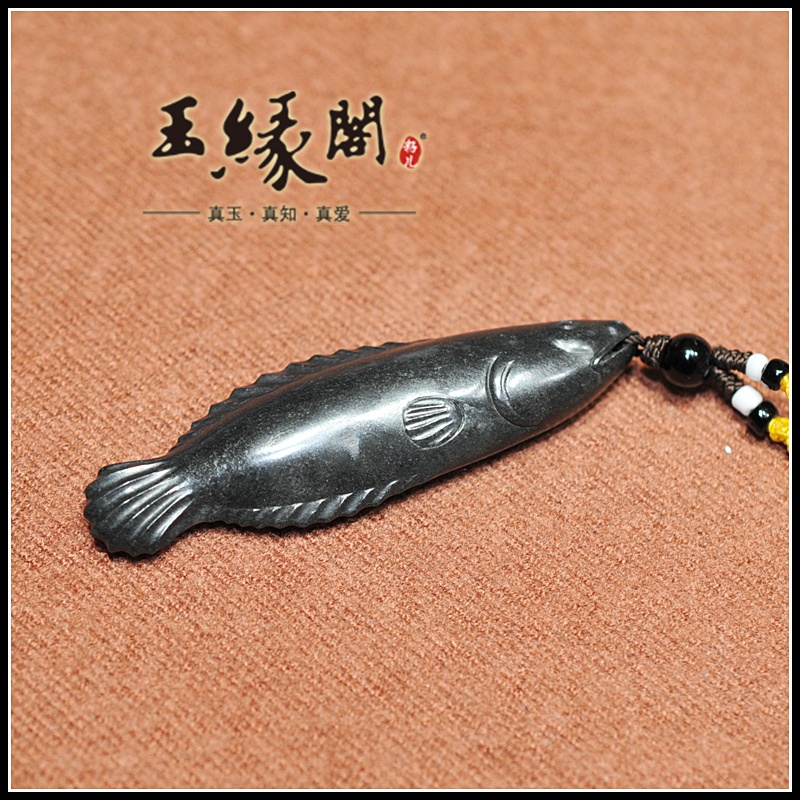 墨玉籽料挂件 鱼