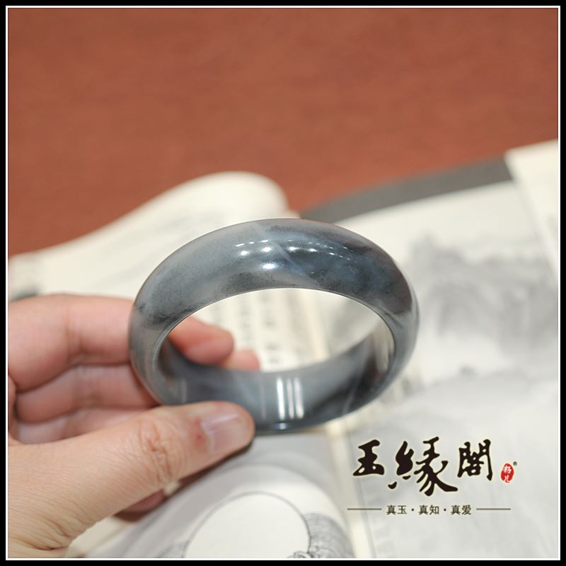 和田玉籽料 手镯（58.1mm）