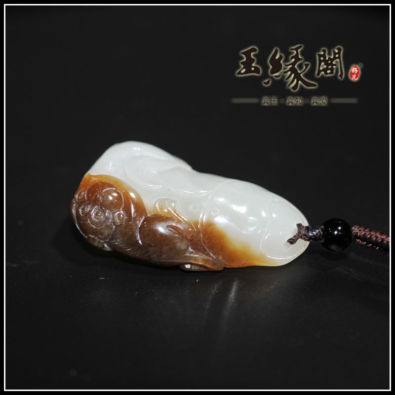 和田玉糖白玉步步高升