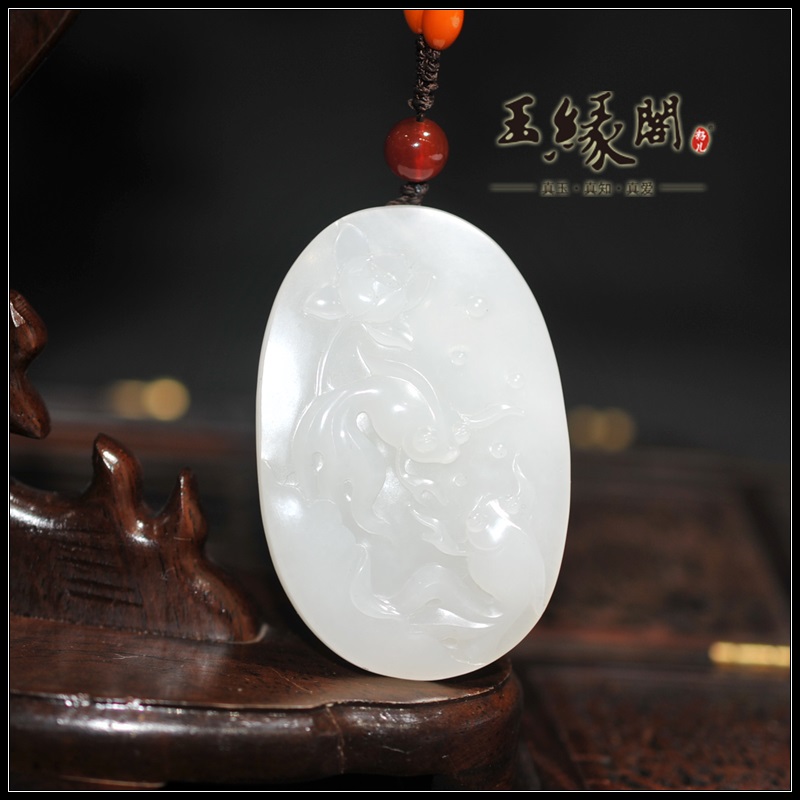羊脂玉籽料牌 金玉满堂