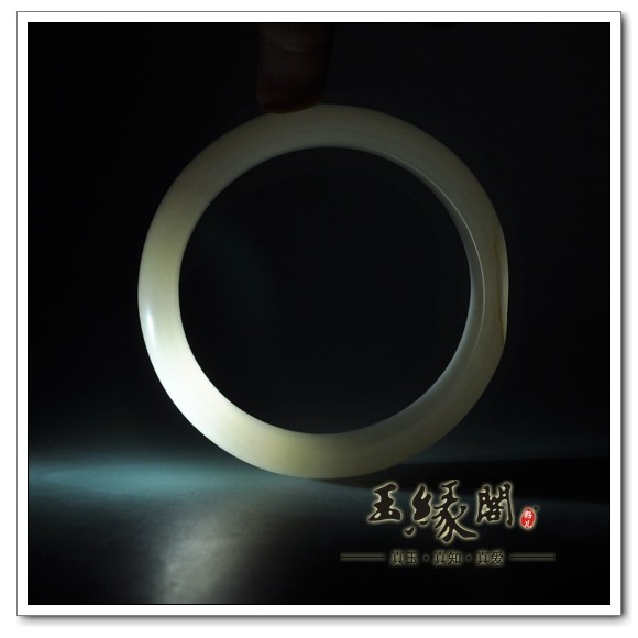白玉籽料手镯57.89mm