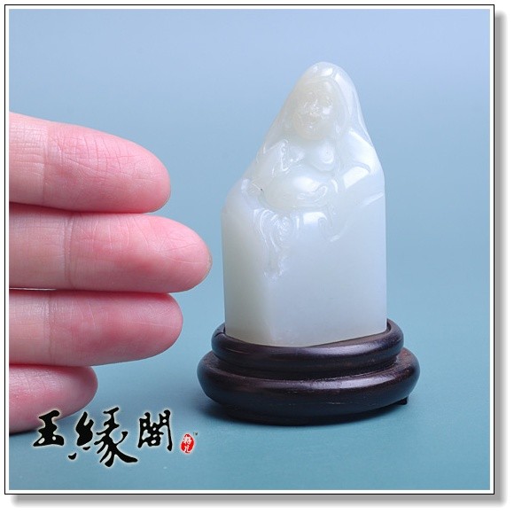 羊脂白玉籽料 刘海戏蟾随型章