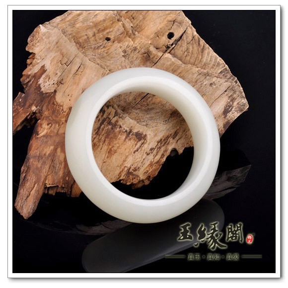 羊脂玉籽料手镯56.96mm