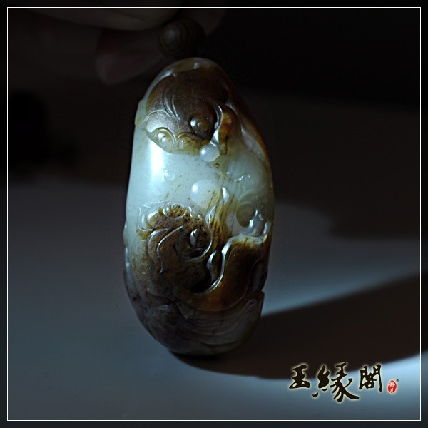 褐皮籽料挂件 连年有余