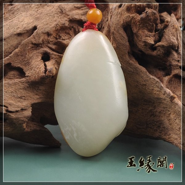 黄皮籽料挂件 花好月圆