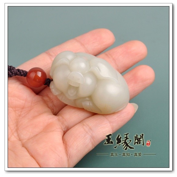 白玉籽料把件 招财猪