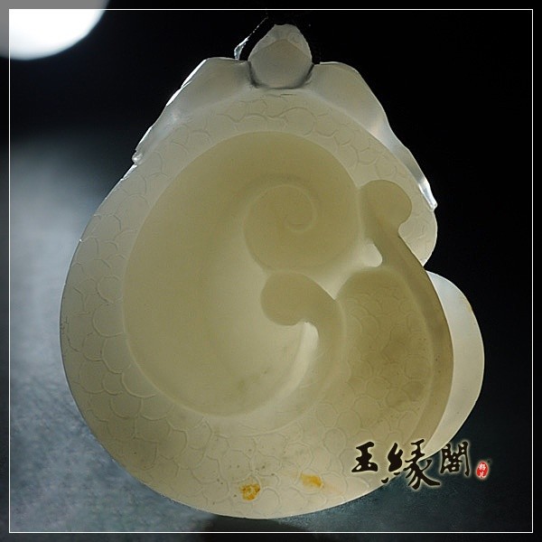 白玉籽料挂件 扭转乾坤
