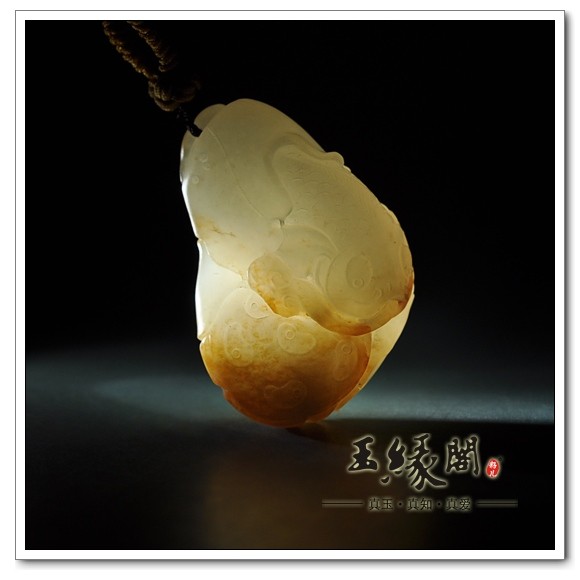 黄皮籽料挂件 连年有余