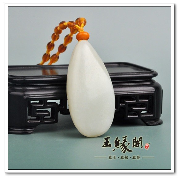 羊脂玉籽料挂件 观音