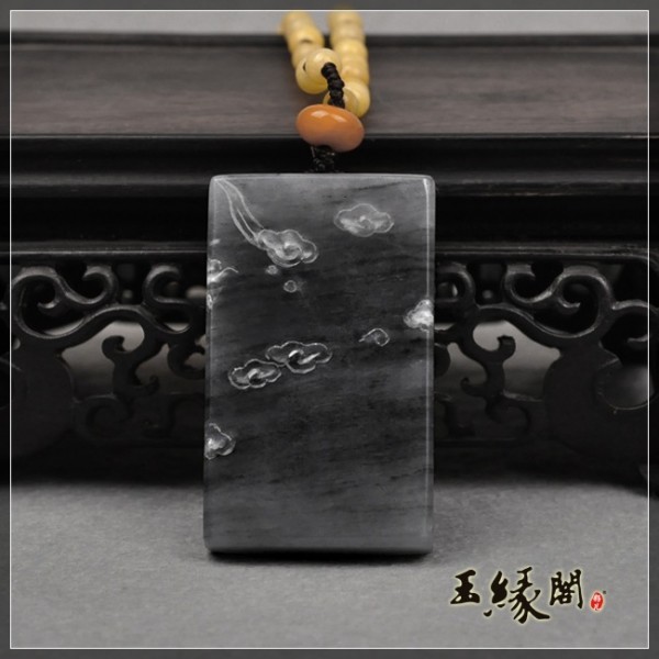 墨玉籽料牌 仿古兽面
